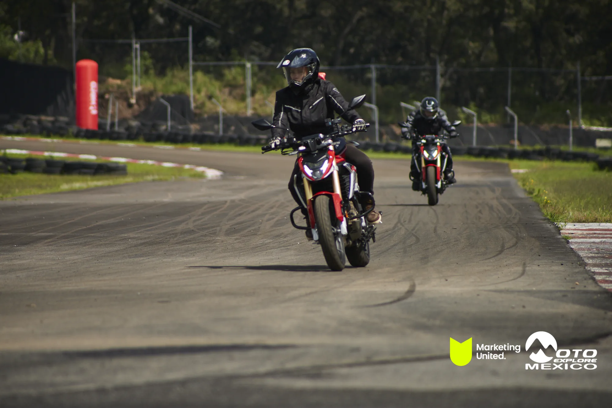 HUNK TRACKDAY 245